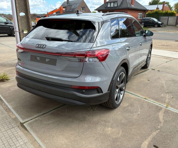 Audi  Q4 e-tron 45